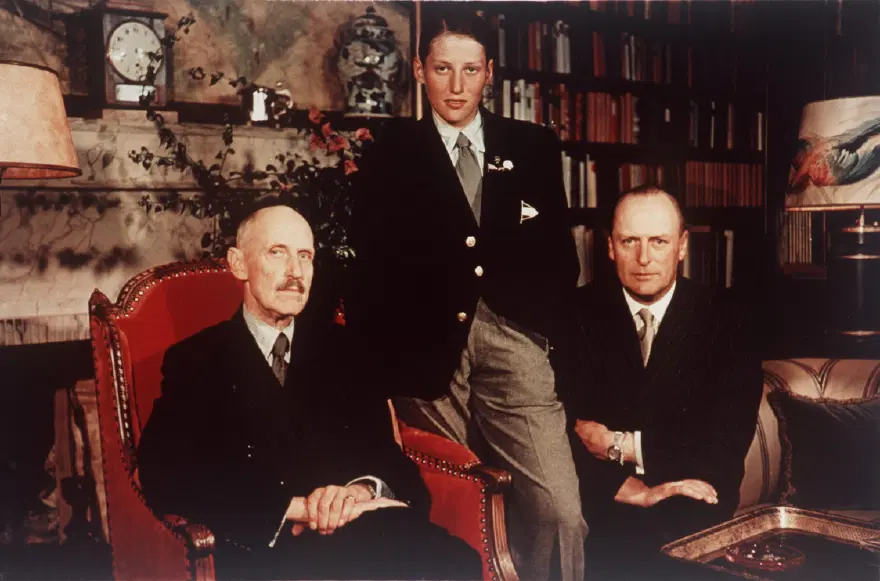 35 YIL TAHTTA KALDI 4