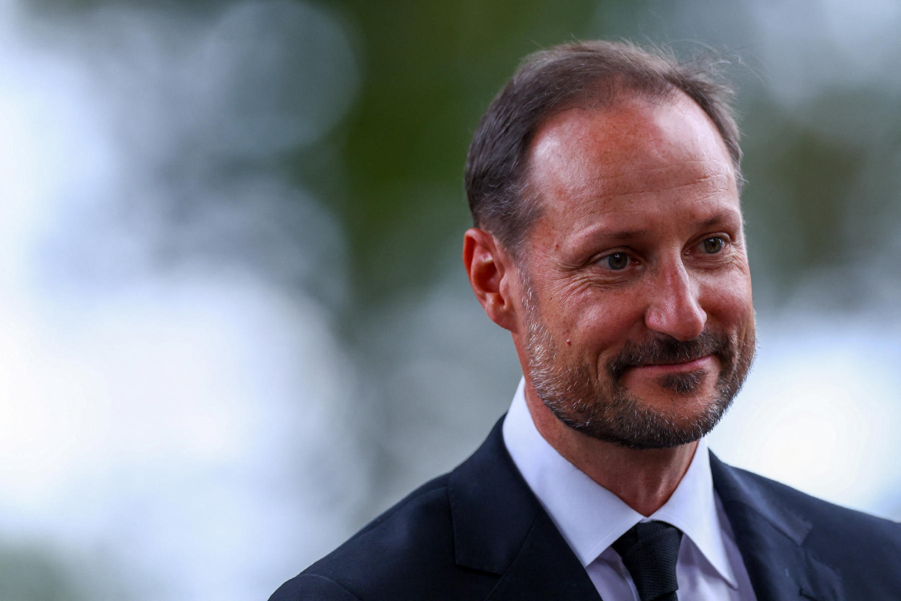 Her 4 Norveçli'den 3'ü arkasında. Kral Haakon bugün bağlılık yemini edecek