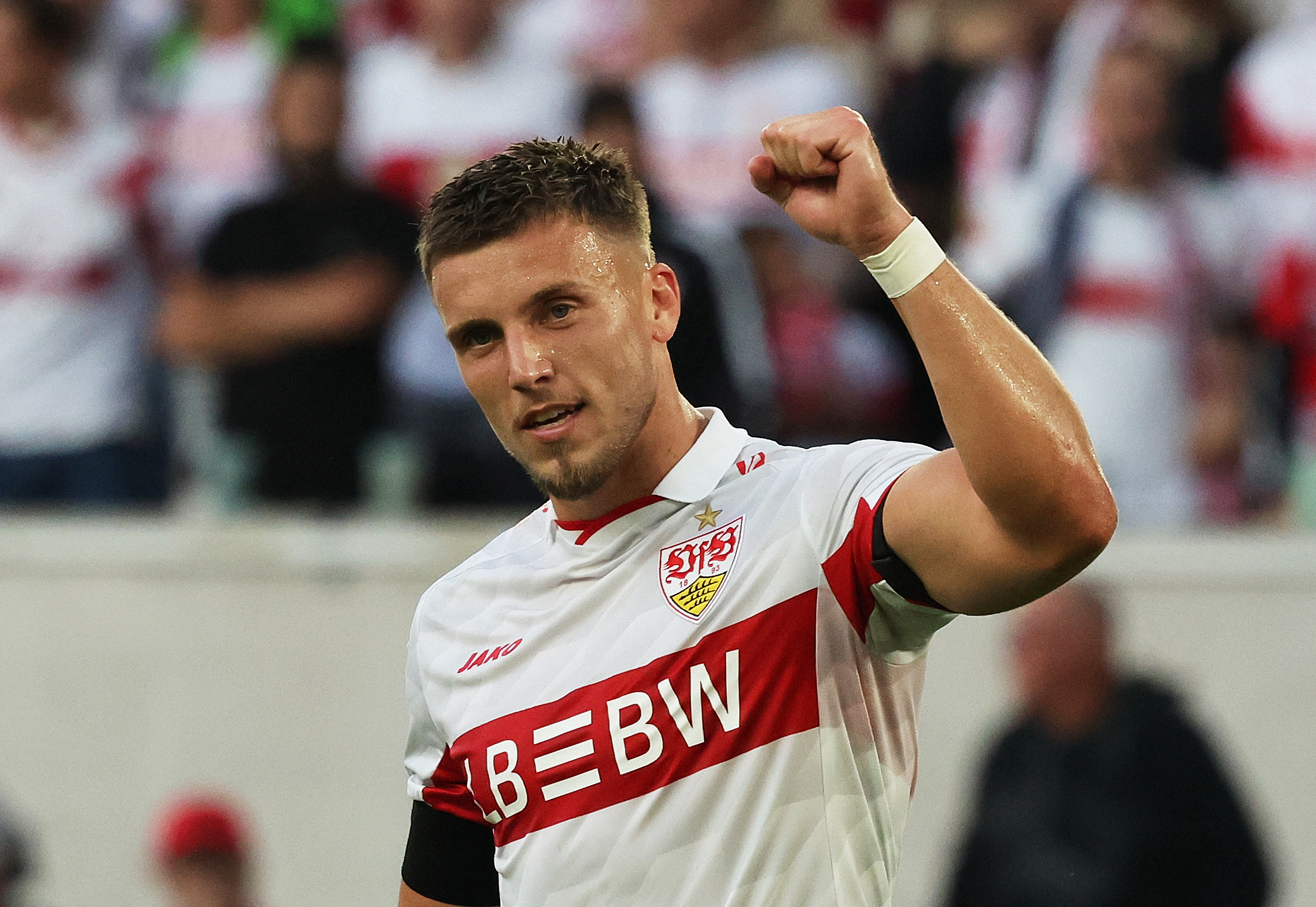 Galatasaray'ın gündemindeydi, Demirovic Şampiyonlar Ligi'nde geceye damga vurdu