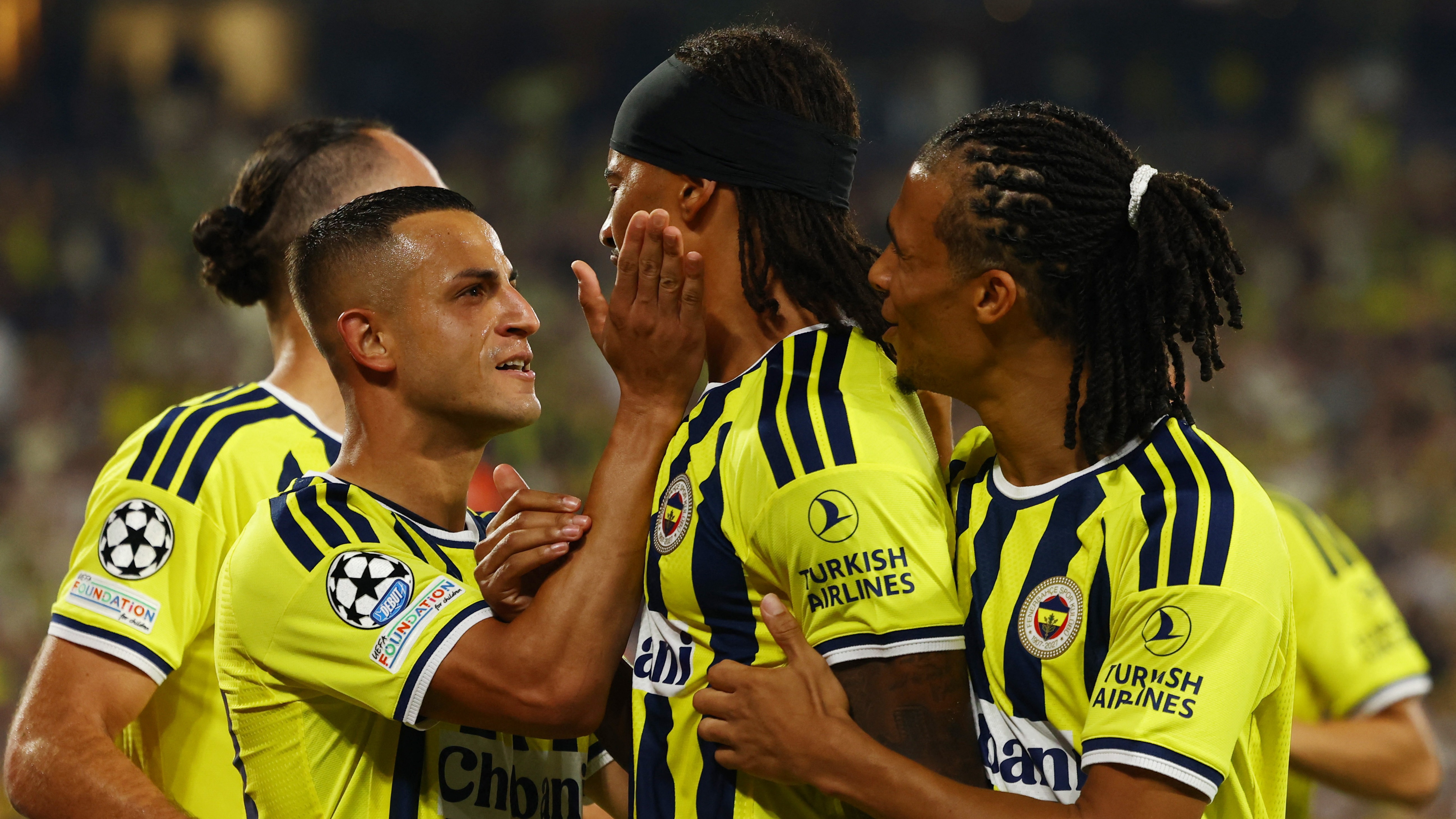 Fenerbahçe'nin yıldızı maçın oyuncusu seçildi, hedefi açıkladı