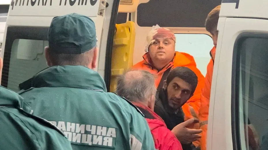 Bulgaristan'ın Karadeniz açıklarında İHA saldırısı. İki gemiden biri battı