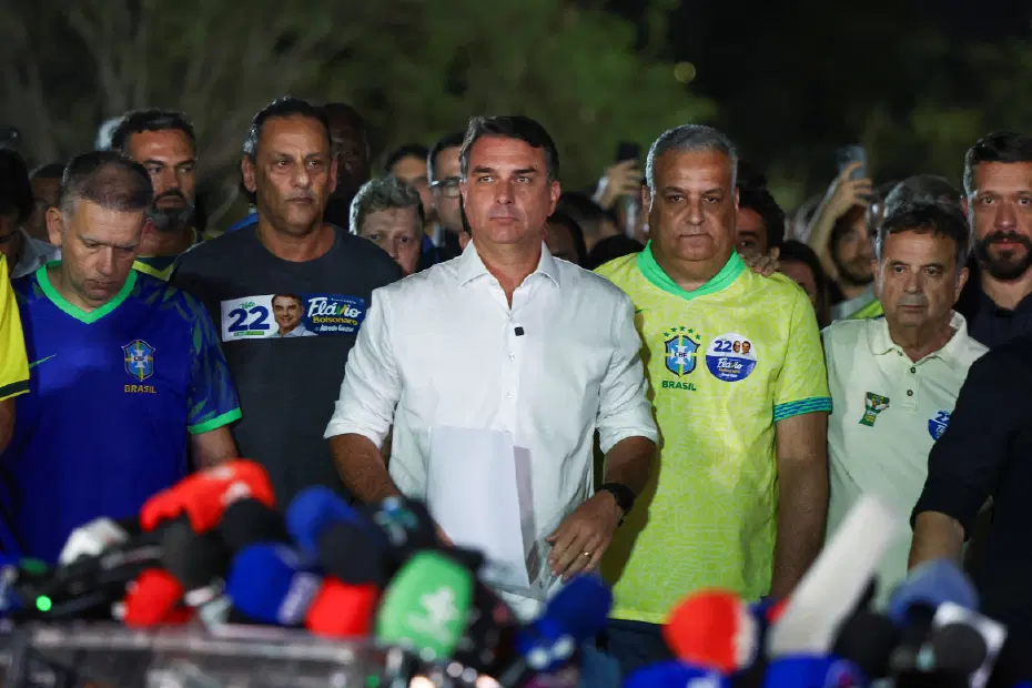 Lula'ya kaybeden Bolsonaro'nun ABD'ye kaçtığı iddia edildi
