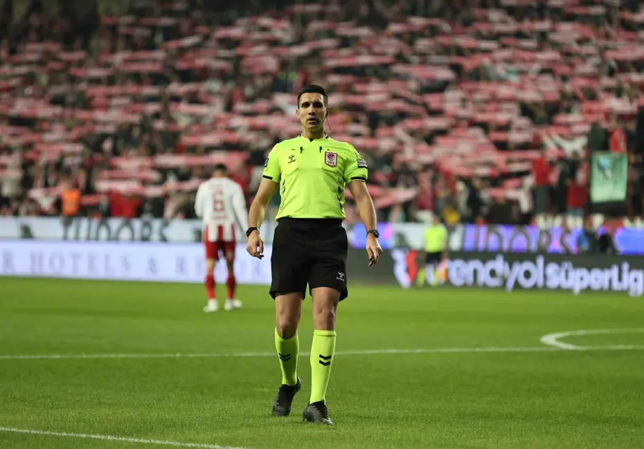 Adım adım Süper Lig'e, 1. Lig play-off maçının hakemi açıklandı