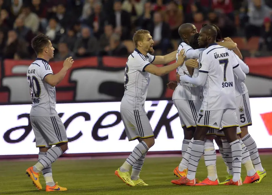 Eskişehirspor-Fenerbahçe maçından kareler 14