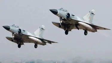 Hint savaş uçakları Pakistan hava sahasını ihlal etti