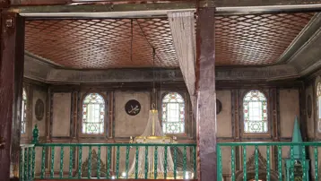 Kayyımzade camisi geçen iki yüz yıla rağmen tüm ihtişamıyla ayakta duruyor