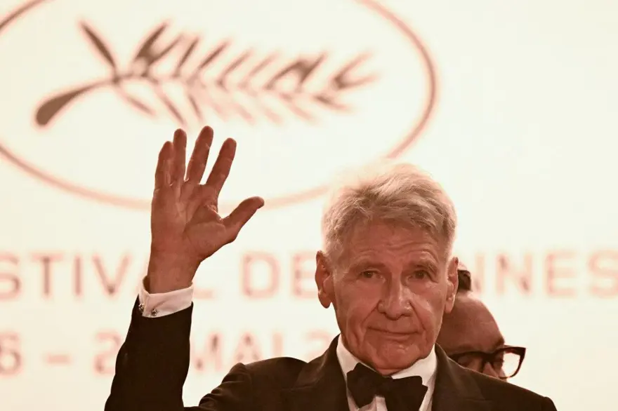 Harrison Ford'dan Indiana Jones karakterine duygusal veda: Cannes'da 5 dakika ayakta alkışlandı Harrison Ford'dan Indiana Jones karakterine duygusal veda: Cannes'da 5 dakika ayakta alkışlandı