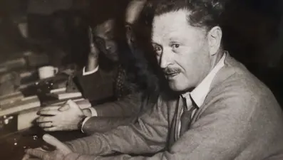 Nazım Hikmet’in bilinmeyen fotoğrafları yıllar sonra Çekya’da gün yüzüne çıktı