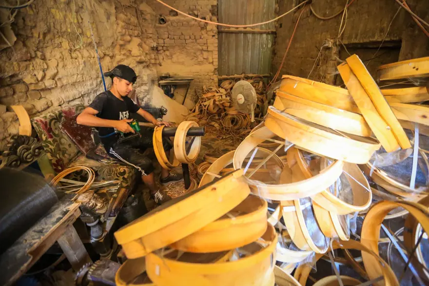 El yapımı kalbur ve elekler zamana direniyor 13 El yapımı kalbur ve elekler zamana direniyor 13