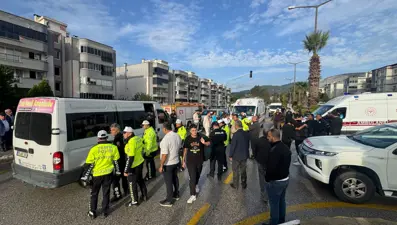 Aydın'da iki minibüs çarpıştı: Yaralılar var