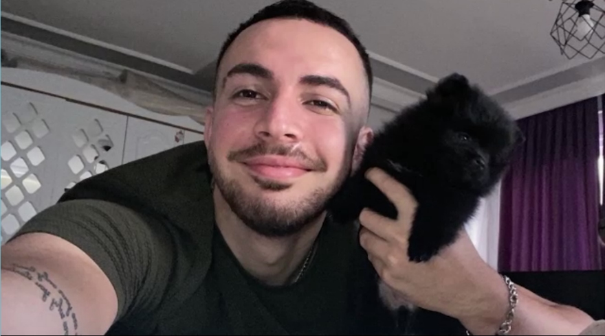 Mersin'de 2 aylık köpeği severken öldürdüler! 6