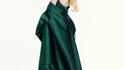 Anya Taylor-Joy üzerinde 2.3 milyon dolar taşıdı (Anya Taylor-Joy kimdir?)