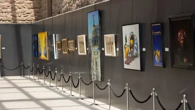 İtalyan ressamların tabloları İshak Paşa Sarayı'nda sergileniyor