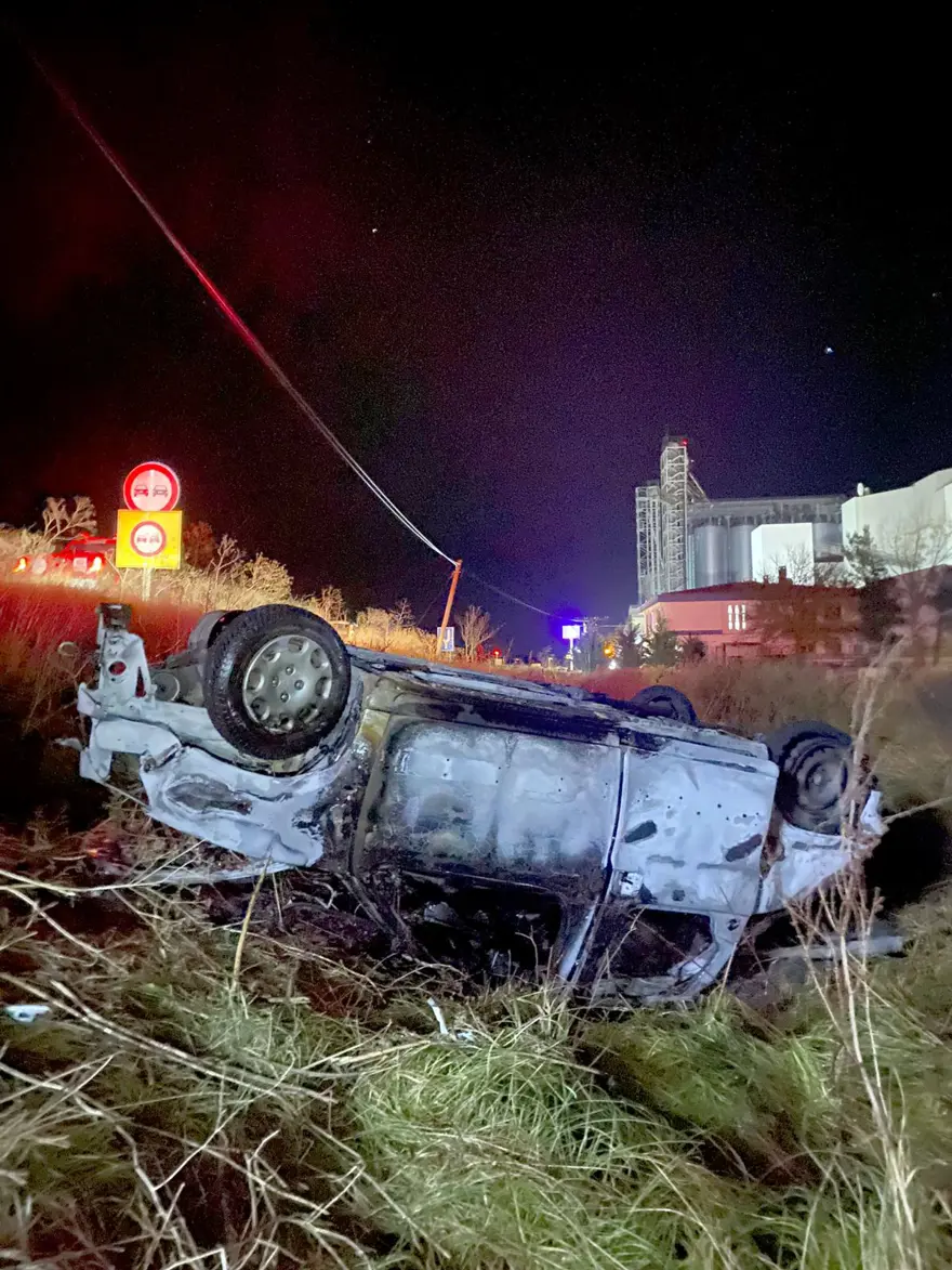 Tekirdağ’da feci kaza: Otomobilden fırlayan sürücü can verdi 