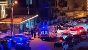 Adıyaman'da kaza: Otomobilin çarpıştığı 2 yaya yaralandı