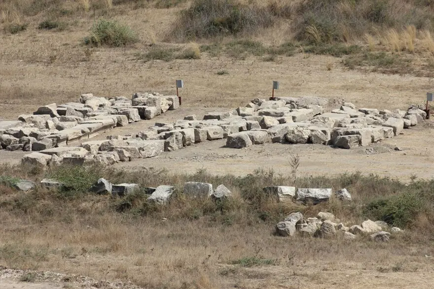 Çukurova'nın Efes'i Kastabala Antik Kenti adım adım gün yüzüne çıkıyor 18 Çukurova'nın Efes'i Kastabala Antik Kenti adım adım gün yüzüne çıkıyor 18