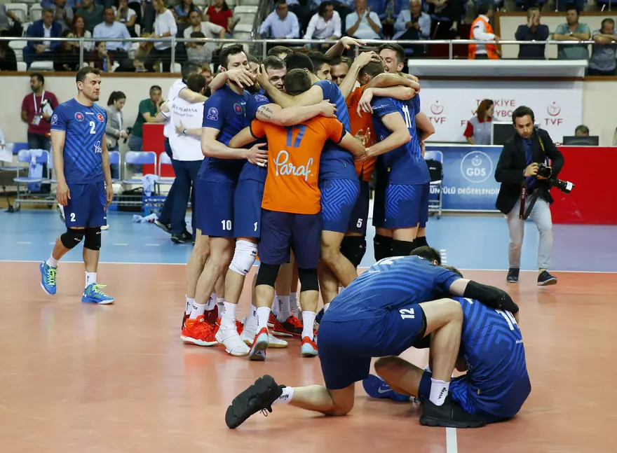 Kadınların ardından erkeklerde de özlenen tablo! 8 Kadınların ardından erkeklerde de özlenen tablo! 8