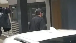 Cezaevinden çıkan Halil Sezai Kadıköy'deki evine geldi