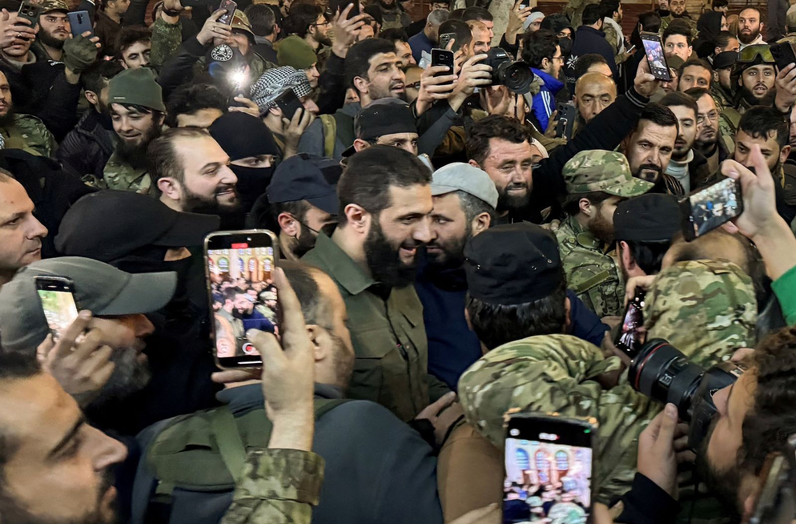 Suriye için kritik soru: Avrupa, HTŞ'yi terör örgütü listesinden çıkaracak mı?