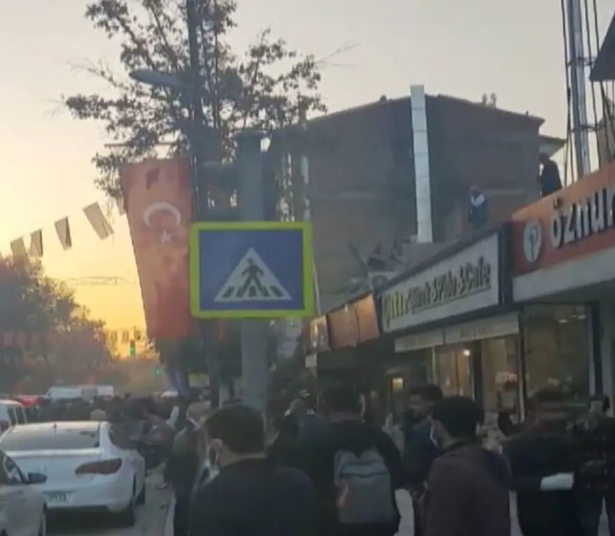 Malatya'da iki katlı bina çöktü: Olay yerinden fotoğraflar 24