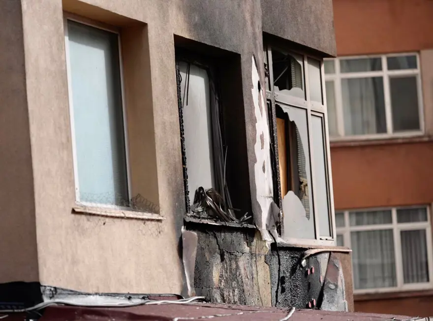 Beşiktaş’ta yangın faciası | Tedilat sırasında çekilen görünütler ortaya çıktı 3