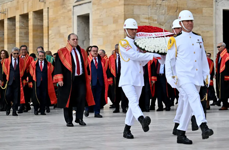 Yargıtay üyelerinden adli yılın açılışı öncesi Anıtkabir'e ziyaret 4