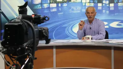 Spor yorumcusu canlı yayında kalp krizi geçirdi