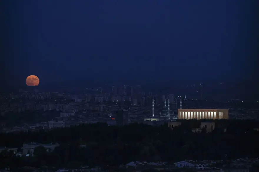Türkiye'den muhteşem "Süper Ay" manzaraları 12