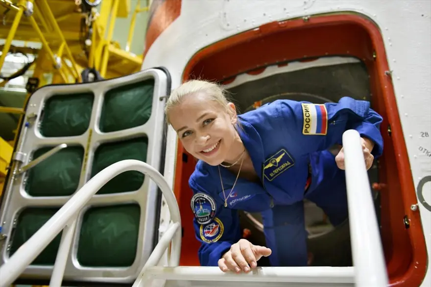 Rusya uzayda çekilecek ilk film için ekibi uzaya gönderdi 3 Rusya uzayda çekilecek ilk film için ekibi uzaya gönderdi 3