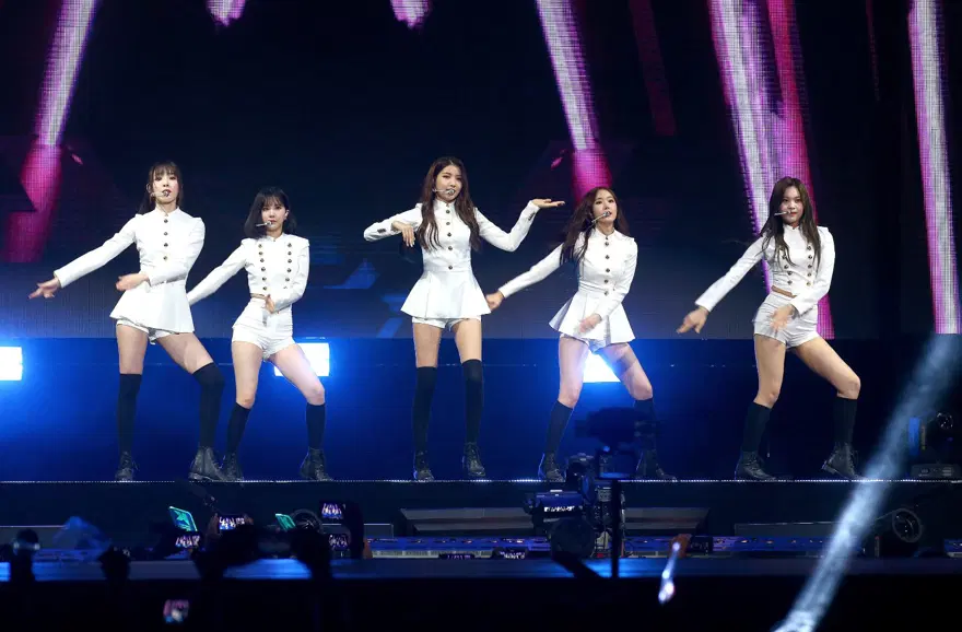 Time'a göre 2020'nin en iyi K-pop şarkıları ve albümleri 18 Time'a göre 2020'nin en iyi K-pop şarkıları ve albümleri 18