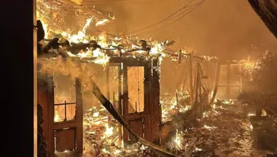 Akyaka'da restoran alev alev yandı