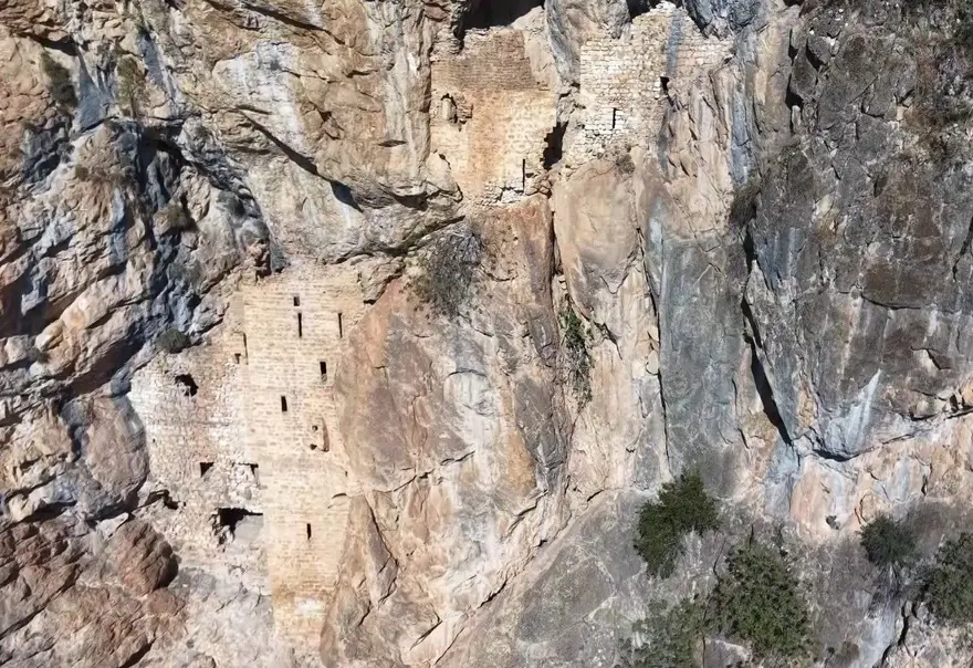 Adana'nın Sümela'sı turizme kazandırılmayı bekliyor 4