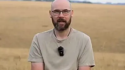 41 yaşındaki YouTuber'a Alzheimer teşhisi kondu: Belirtiler 30'lu yaşların sonunda ortaya çıktı