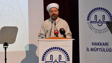 "İslamla ilgili konuşanlar daha dikkatli olmalı"