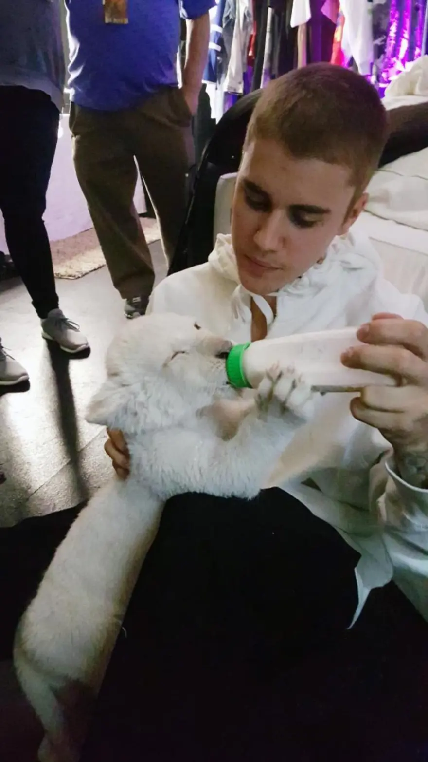 Kürk paltolu Justin Bieber’a hayvan hakları savucularından tepki 7