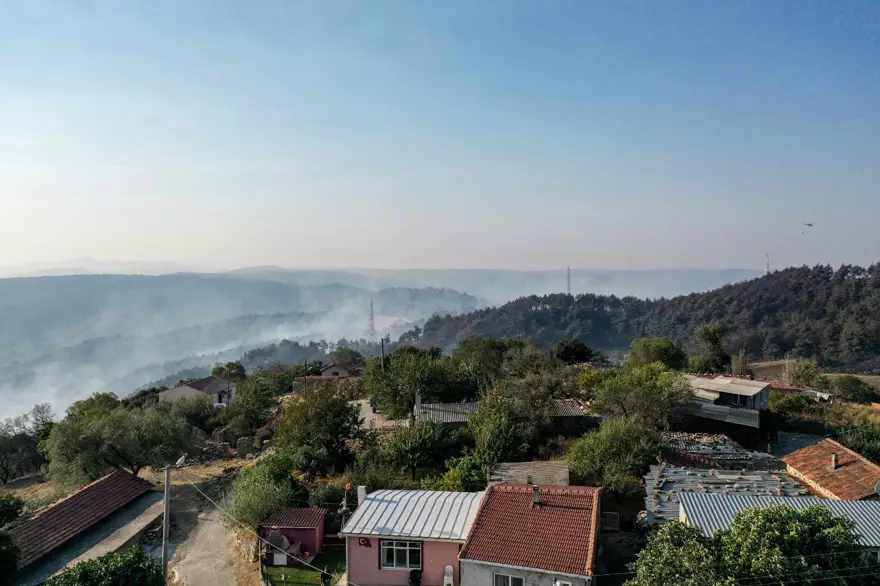 Çanakkale'de orman yangını kontrol altında 34