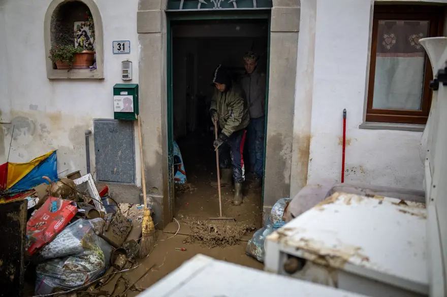 İtalya'da sel ve şiddetli rüzgar: 5 ölü 7