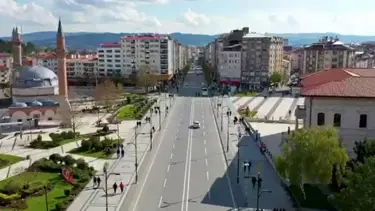 Sivas'ta baraj suyu çekilince cami minaresi ortaya çıktı