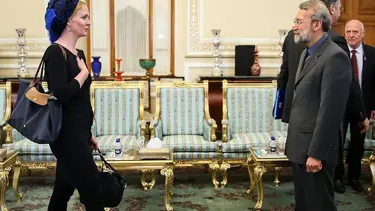 Hollandalı vekilin giyinme tarzı İran'ı karıştırdı