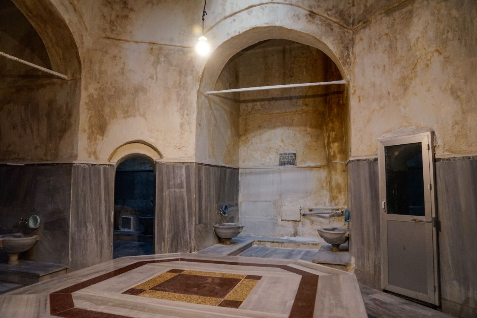 Tarihi hamam 29 milyondan satışta