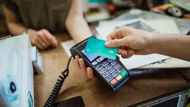 Pandemi döneminde 5 milyon kart "internet" ile tanıştı