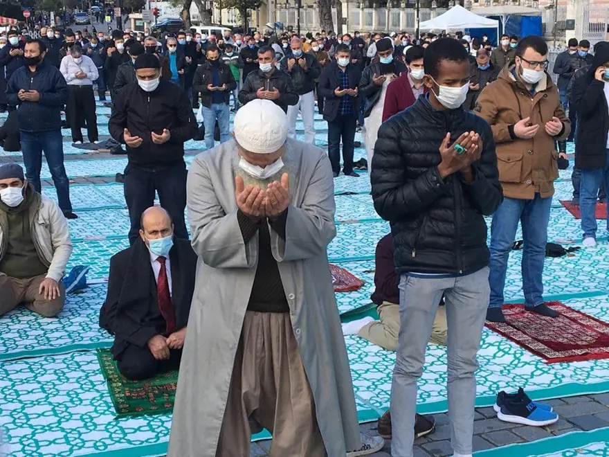 Cuma namazının ardından 'Yağmur duası' yapıldı 2