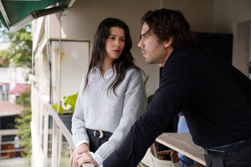 Yalı Çapkını'nda düğün gecesi korkunç sürpriz! "Yalıdaki hain kim?" 3 Yalı Çapkını'nda düğün gecesi korkunç sürpriz! "Yalıdaki hain kim?" 3