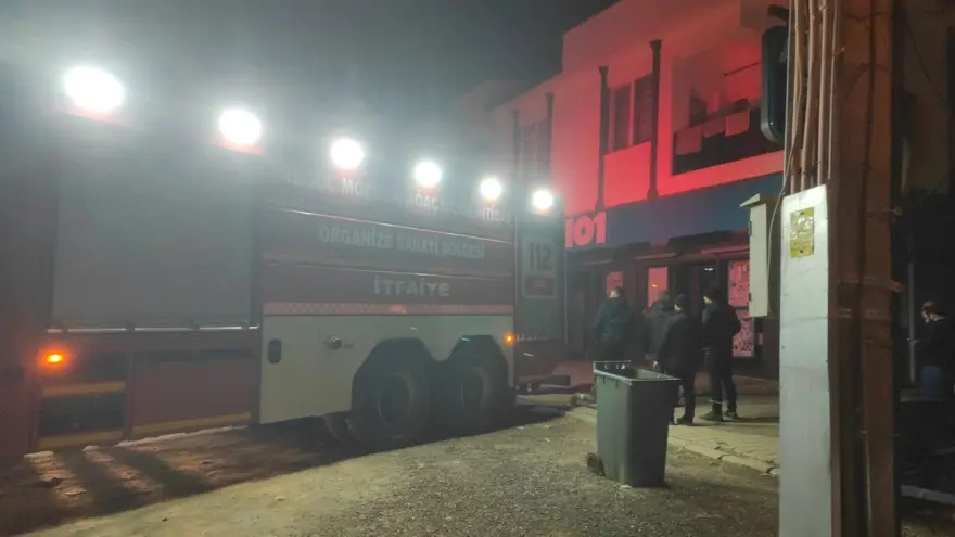 Market deposunda yangın paniği 1 Market deposunda yangın paniği 1