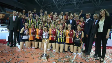 Fenerbahçe 2016-2017 sezonunu şampiyon tamamladı