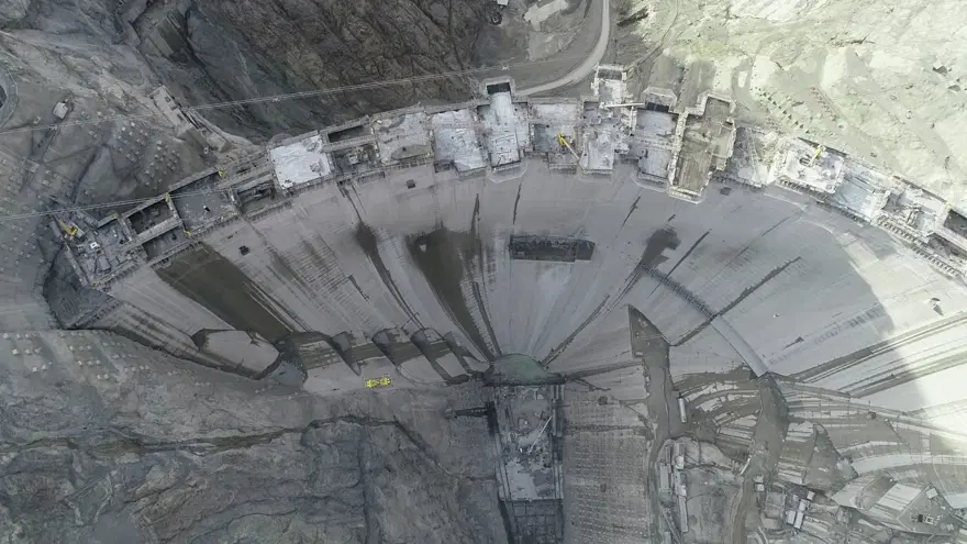 Yusufeli Barajı'nda son 16 metre 3 Yusufeli Barajı'nda son 16 metre 3
