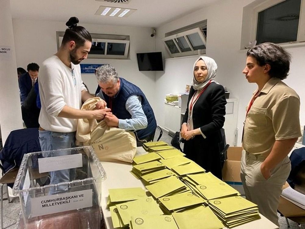 Sandık görevlisi ücretleri yattı mı, ne zaman ve ne kadar yatacak? Seçim görevli ücretleri nasıl alınacak? (2023 YSK sandık görevli ücreti sorgulama )