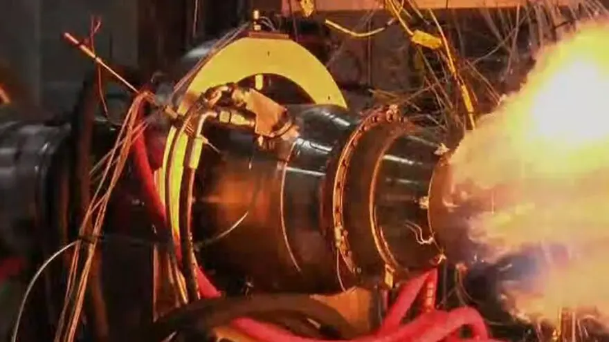 YERLİ FÜZENİN MOTORU TEST EDİLDİ 139