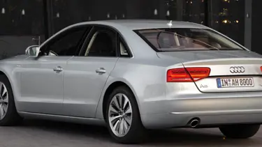 Yeni Audi A8 hibrit sınıfının en verimlisi
