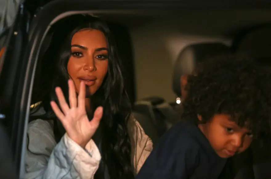 Kim Kardashian’dan Greta Thunberg’e akşam yemeği daveti 7